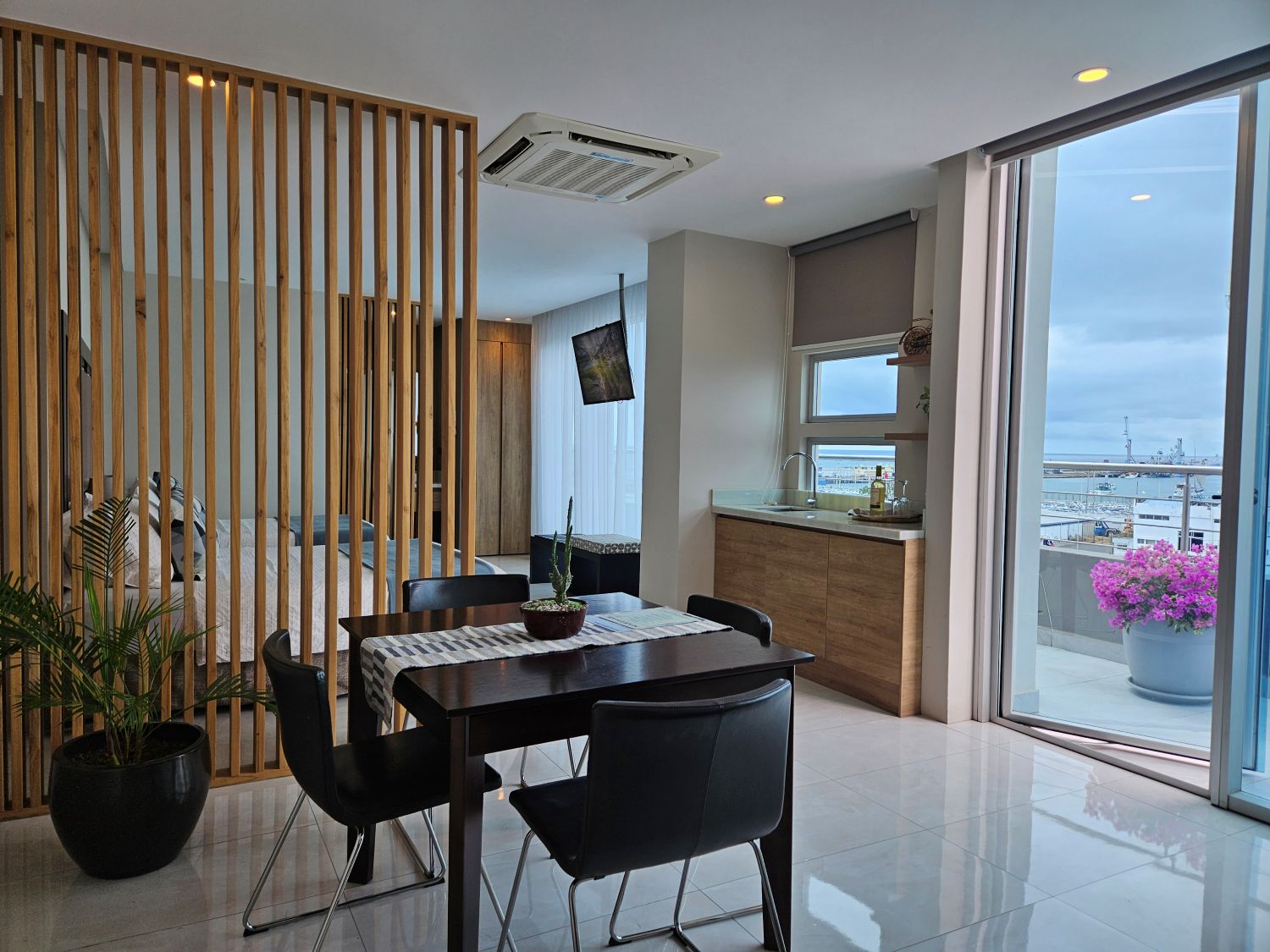Suite Vista al Puerto - Harbour Suite